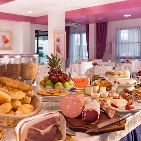 Capinera ホテル リミニ