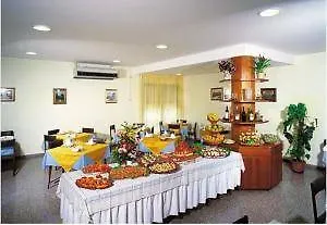 Capinera Szálloda Rimini